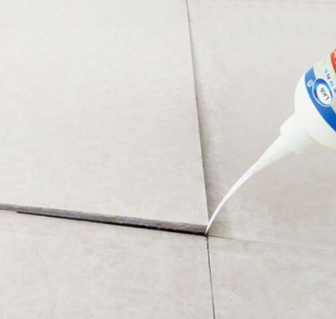乐昌瓷砖空鼓维修公司分享卫生间瓷砖脱落的原因可能有以下几点
